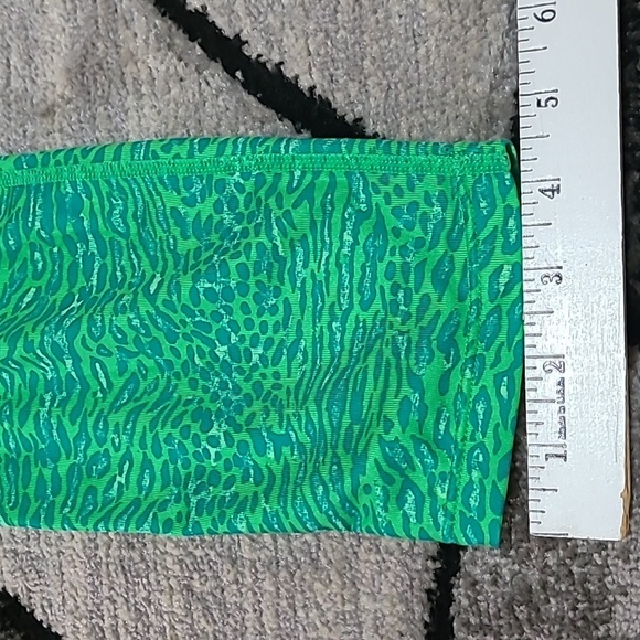 NIKE PRO LEOPARD PRINT SWOOSH LOGO LEGGINGS - Picture 7 of 10